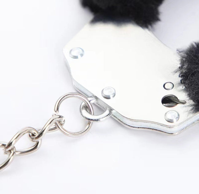 ESPOSAS METÁLICAS CON PELUCHE NEGRO SENS