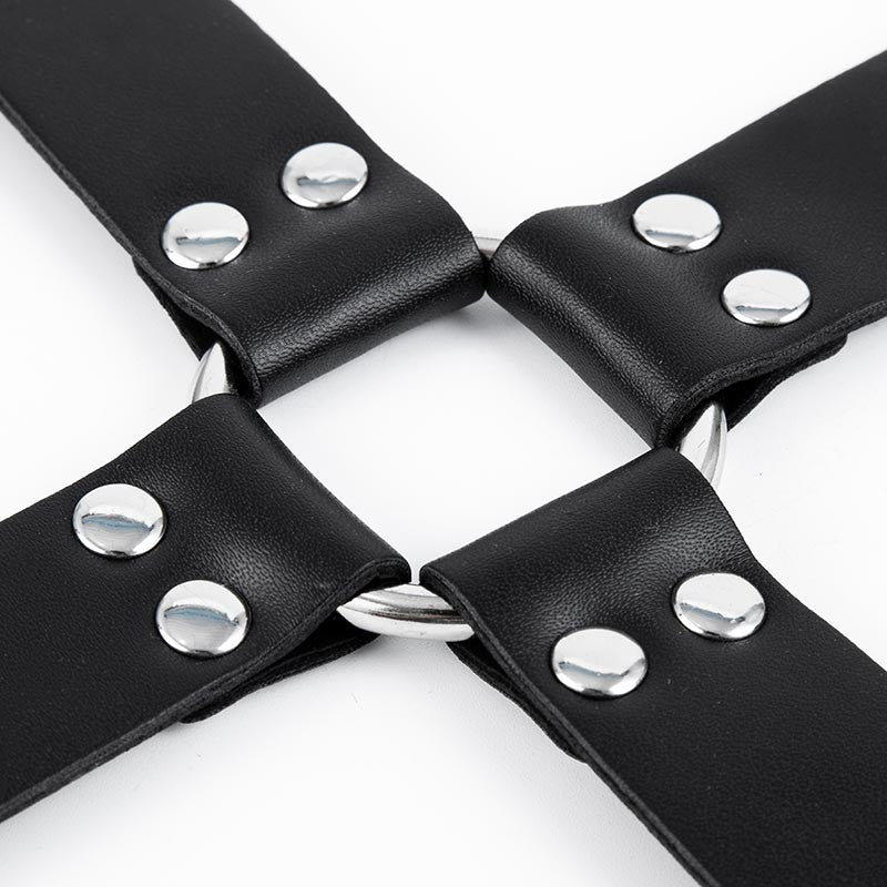 ARNES DE CRUS CON ESPOSAS NEGRO SENS